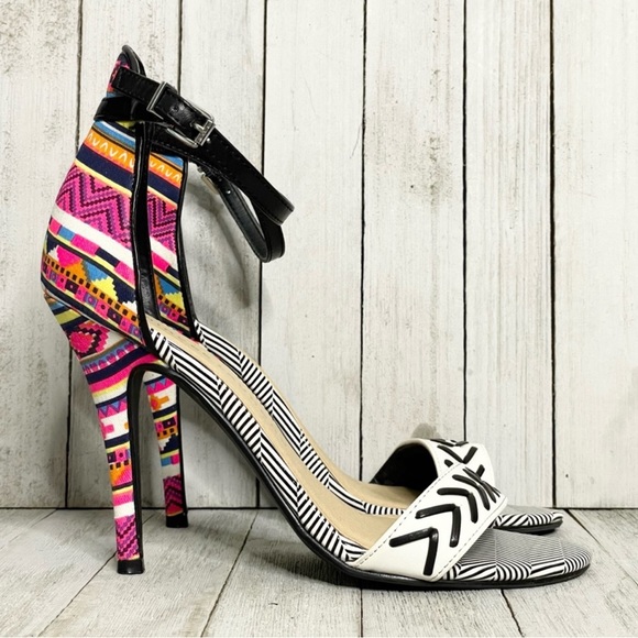 CHINESE LAUNDRY Z Lovely Holiday Stiletto Heel Sandals NEW - Picture 1 of 5